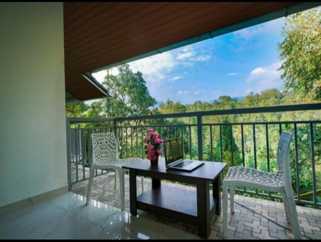 Munnar Minds Homestay מראה חיצוני תמונה